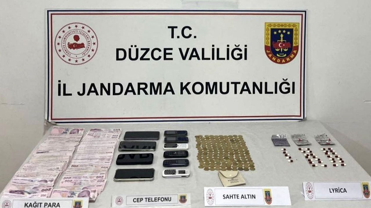 Düzce’de "tarihi eser" bahanesiyle 560 bin lira dolandırıldı: 4 şüpheli yakalandı