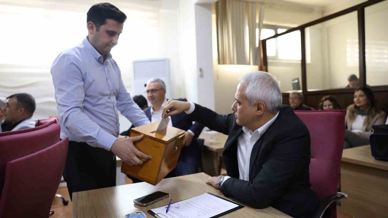 Efeler Belediyesi’nin 2025 Faaliyet Raporu oy birliğiyle kabul edildi