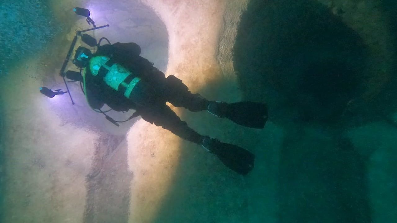 Eğil’de Baraj Suları Altında Kalan Tarihi Un Değirmeni Dalış Tutkunlarının Yeni Rotası