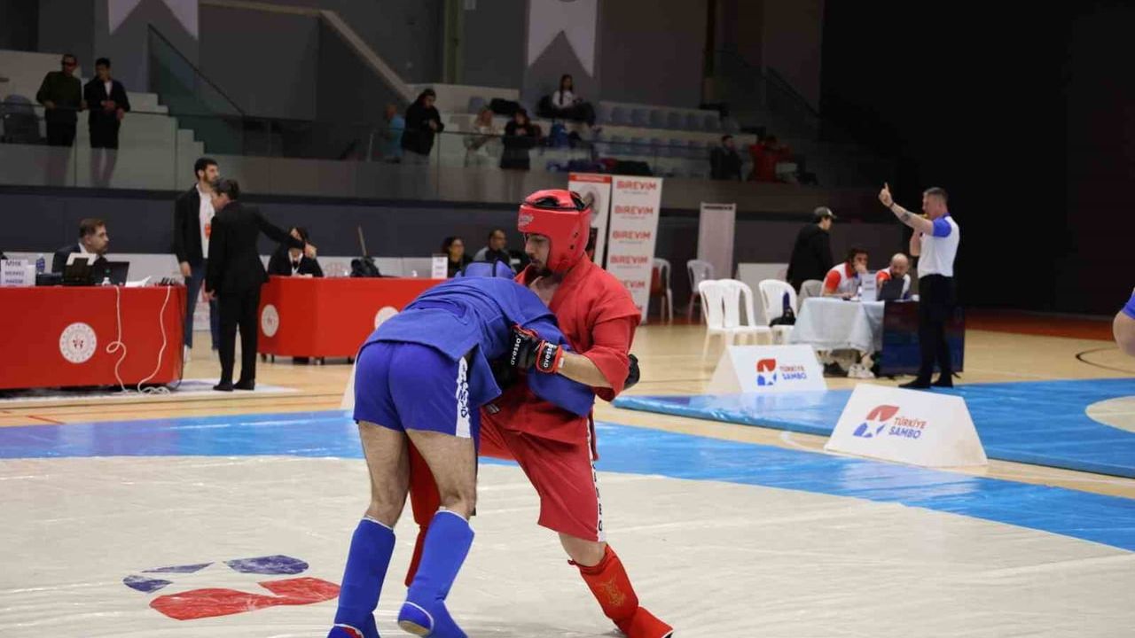 Elazığ CrossFight, İstanbul’daki 2026 Türkiye Sambo Şampiyonası’nda 4 üçüncülük ve 2 dördüncülük elde etti