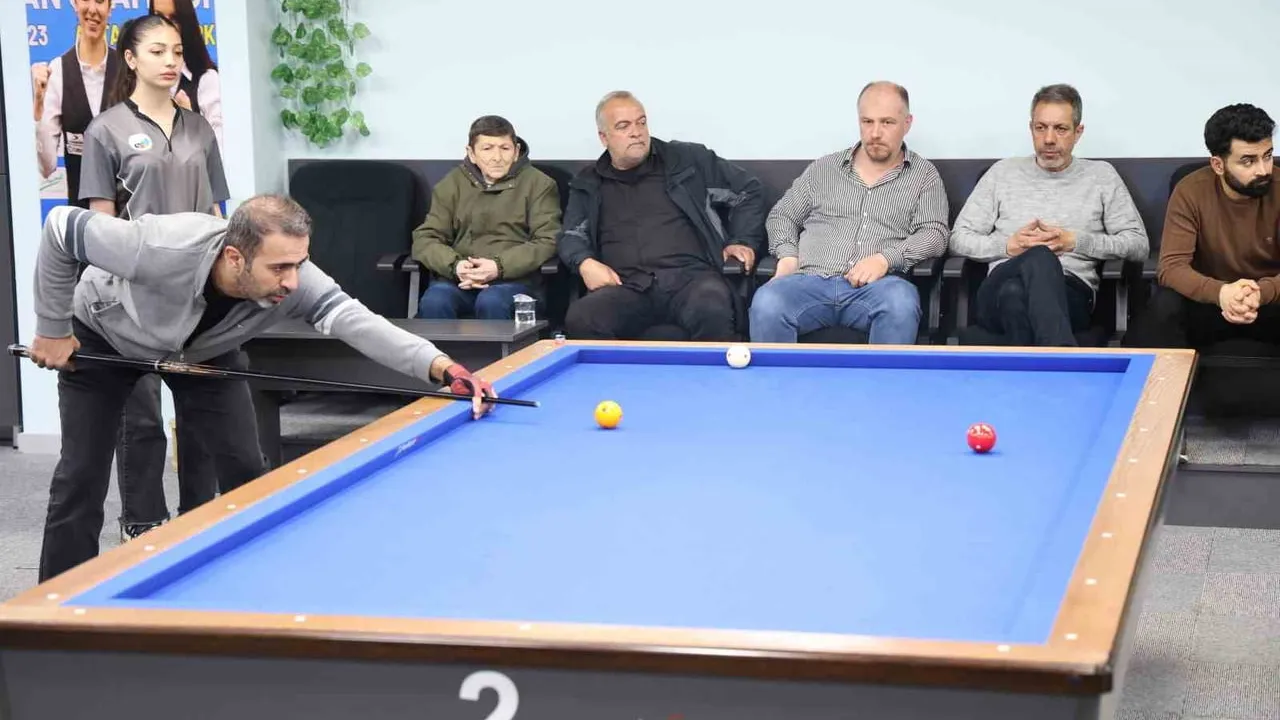 Elazığ'da 3 Bant Bilardo Bölge Şampiyonası tamamlandı