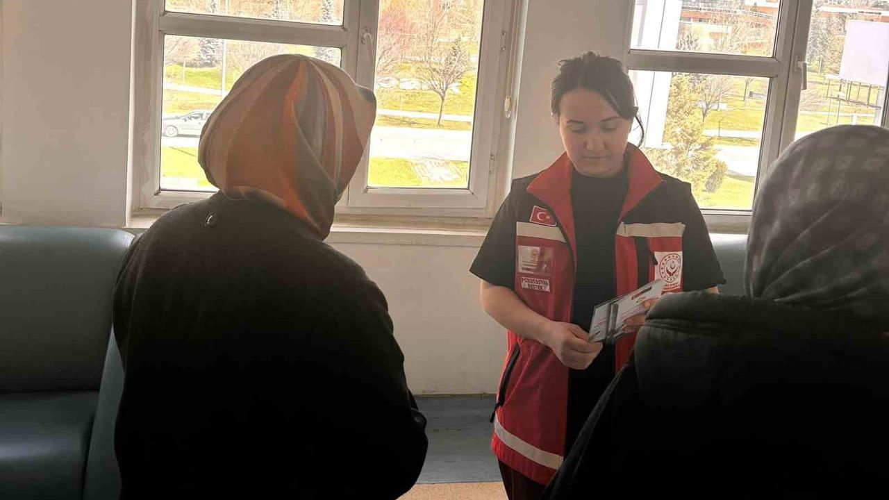 Elazığ’da koruyucu aile hizmetlerine yönelik farkındalık çalışmaları