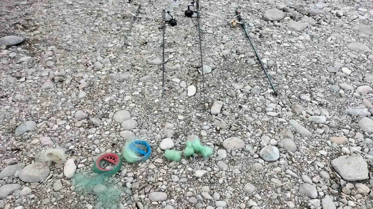 Elazığ’da Özlüce Barajı’nda kaçak balık avına jandarma operasyonu