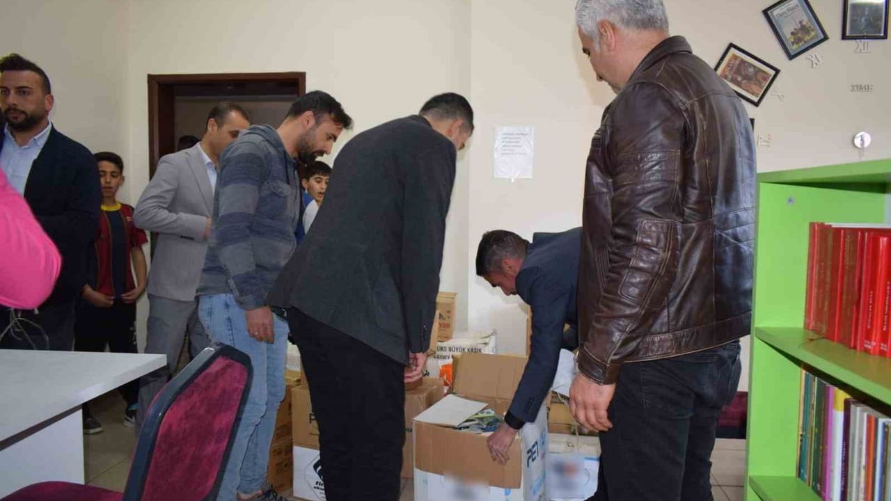 Elazığ'dan Adıyaman'a 'Kitap Köprüsü' — Yeşiltepe Köyü'ne Kütüphane Kuruldu