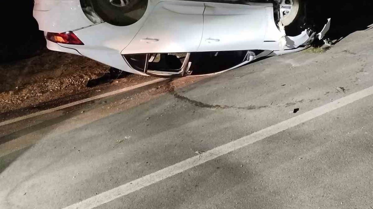 Elazığ Yurtbaşı’nda otomobil takla attı: 6 kişi yaralandı