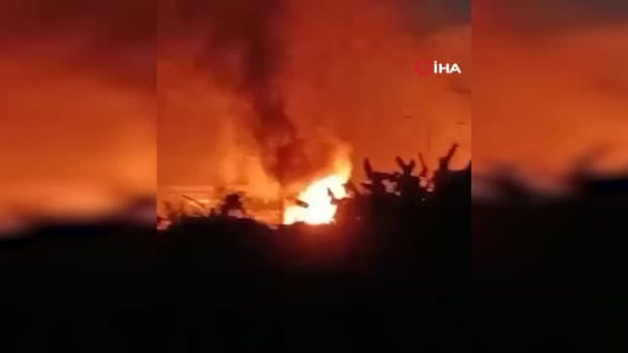 Endonezya'da Bekasi'deki LPG dolum tesisinde yangın: 12 yaralı