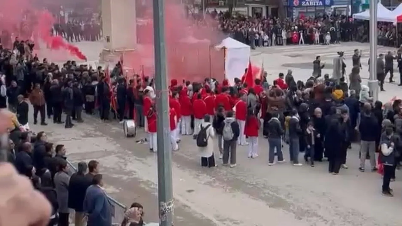 Erciş'in Düşman İşgalinden Kurtuluşunun 108. Yıldönümü Törenlerle Anıldı