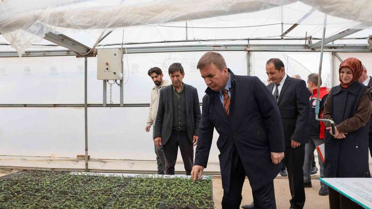 Erzincan’da Yıllık 4 Milyon Fide Üretim Kapasitesine Sahip Tesis Vali Aydoğdu tarafından Denetlendi