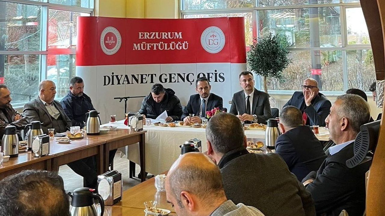 Erzurum'da Manevi Danışmanlar İstişare Toplantısında Bir Araya Geldi