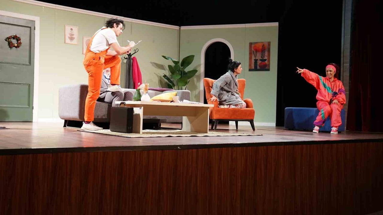 Esenyurt’te Sam Bobrick imzalı 'Sara’yı Evlendirmek' oyunu beğeni topladı