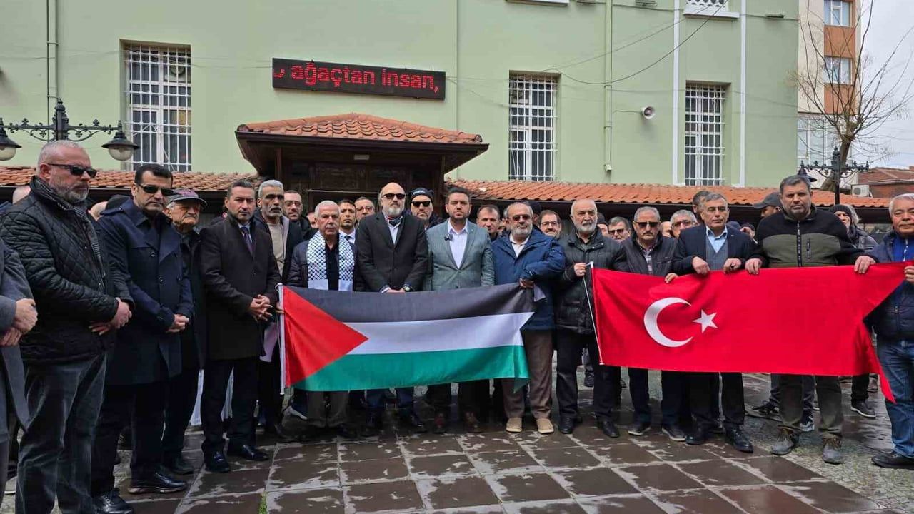 Eskişehir'de Filistin’e Destek: TÜGVA İl Temsilcisi Mahmut Öksüzoğlu'ndan Basın Açıklaması