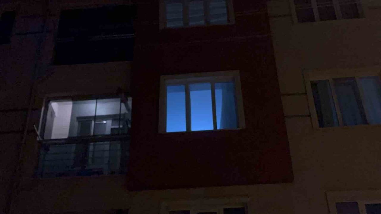 Eskişehir'de komşu ihbarıyla 32 yaşındaki adamın cesedi bulundu