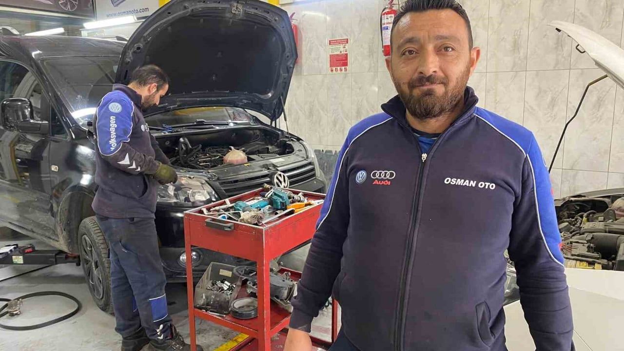 Eskişehir'de otomobil tamircisi Osman San: Düzenli bakım 10 bin lira iken ihmal 100 bin liraya çıkabilir