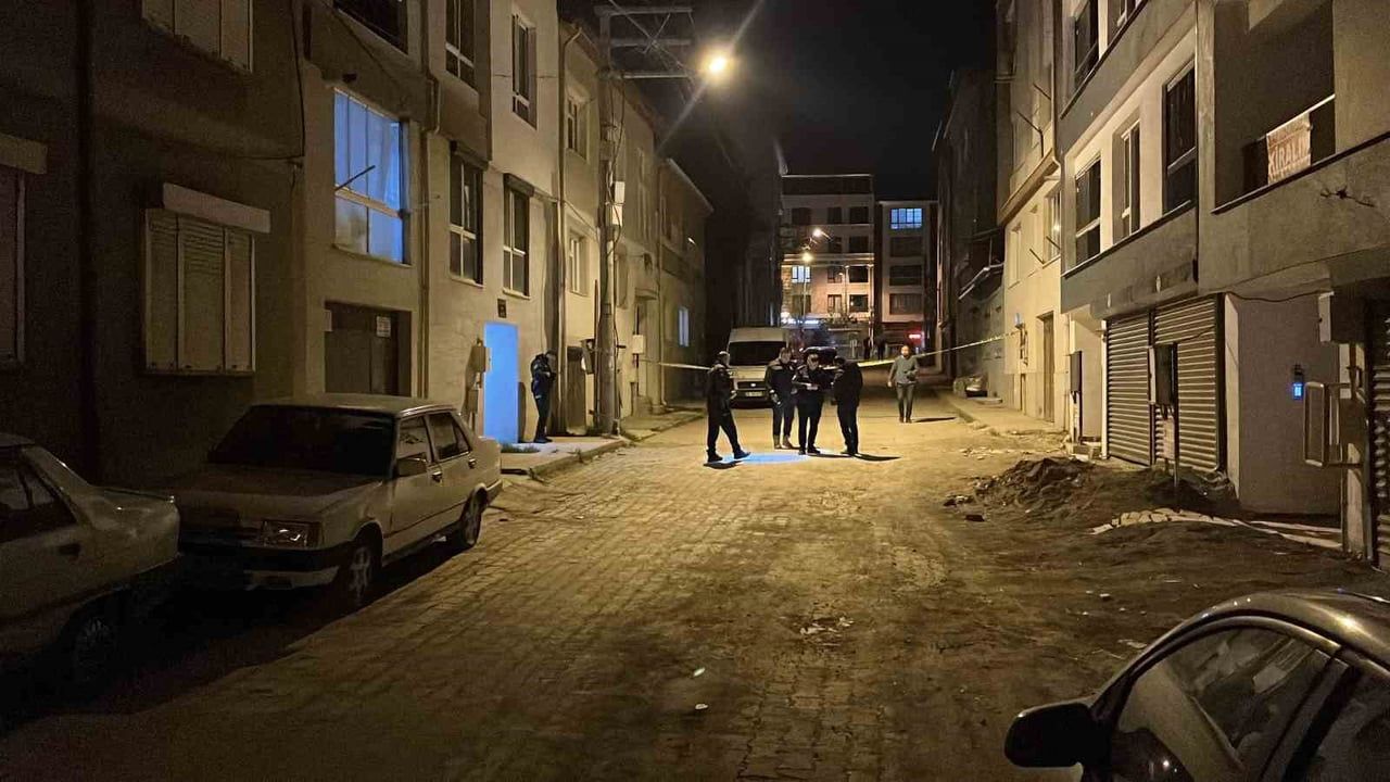 Eskişehir'de silahlı kavga: 1 kişi sırtından yaralandı, 3 şüpheli gözaltına alındı