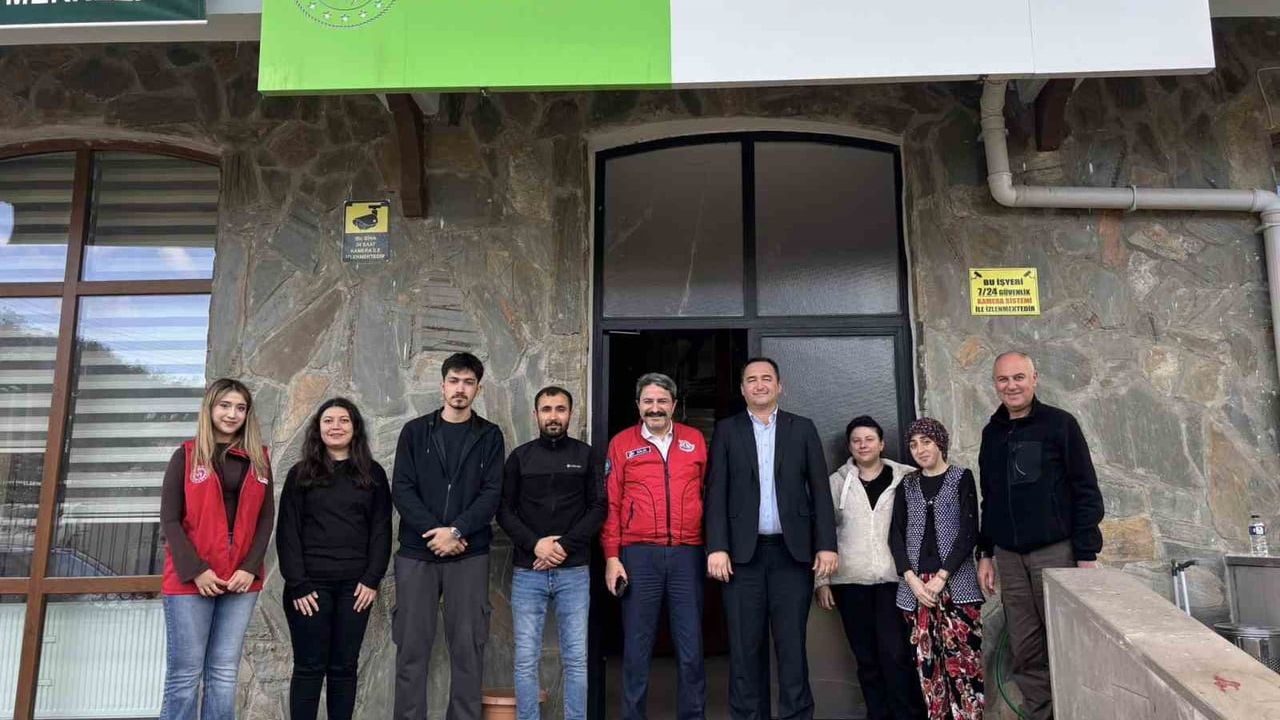 Eskişehir Gençlik ve Spor İl Müdürü Sarıcakaya Gençlik Merkezi’ni İnceledi