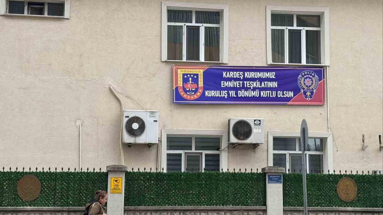 Eskişehir İl Jandarma'dan Türk Polis Teşkilatı'nın kuruluş yıl dönümüne jest