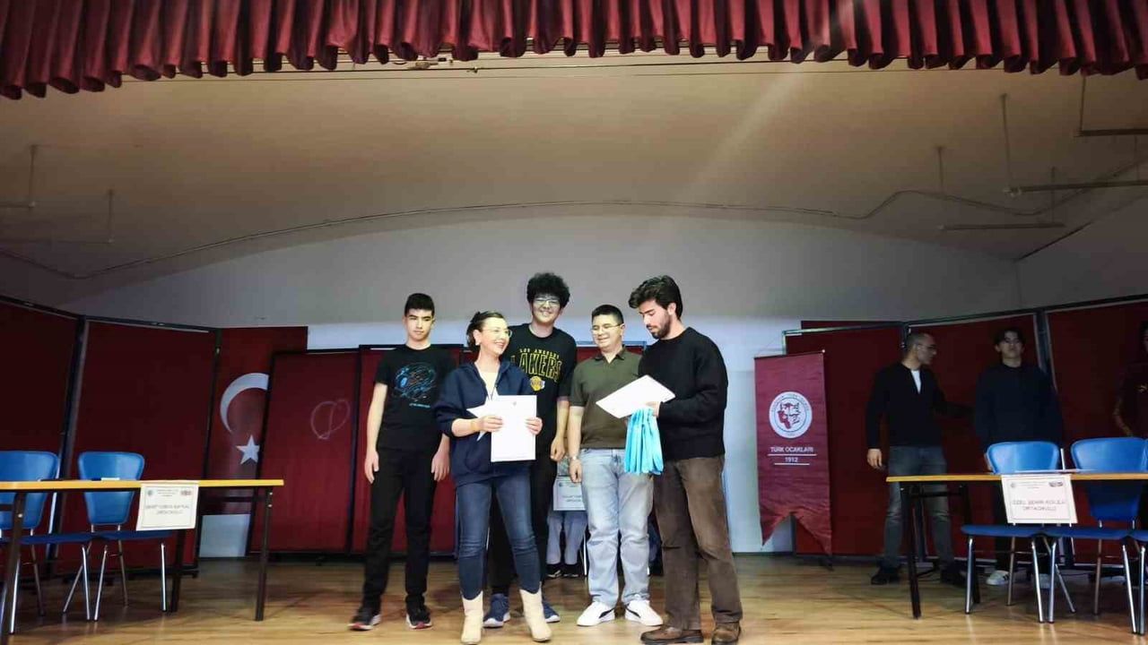 Eskişehir Türk Ocağı'nın 19. Millî Kültür Bilgi Yarışması'nda 4 okul finale kaldı