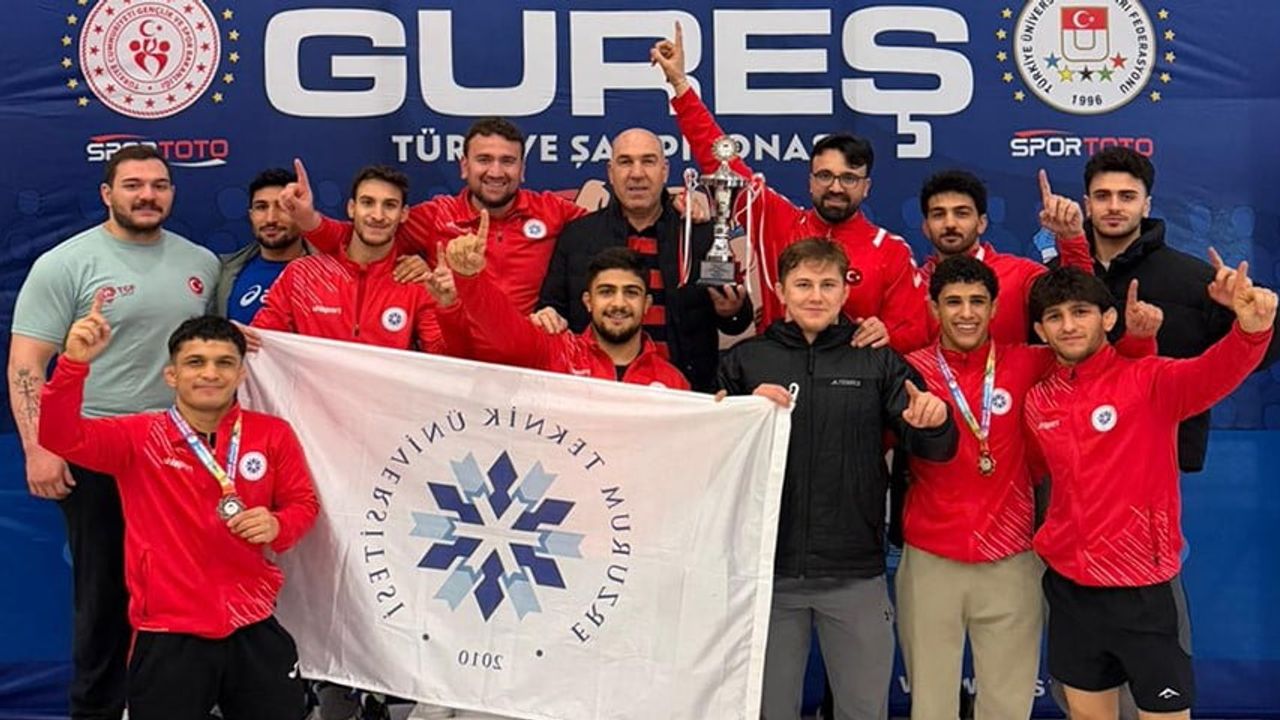 ETÜ, ÜNİLİG Türkiye Güreş Şampiyonası'nda 21 Madalya ile Başarı Gösterdi