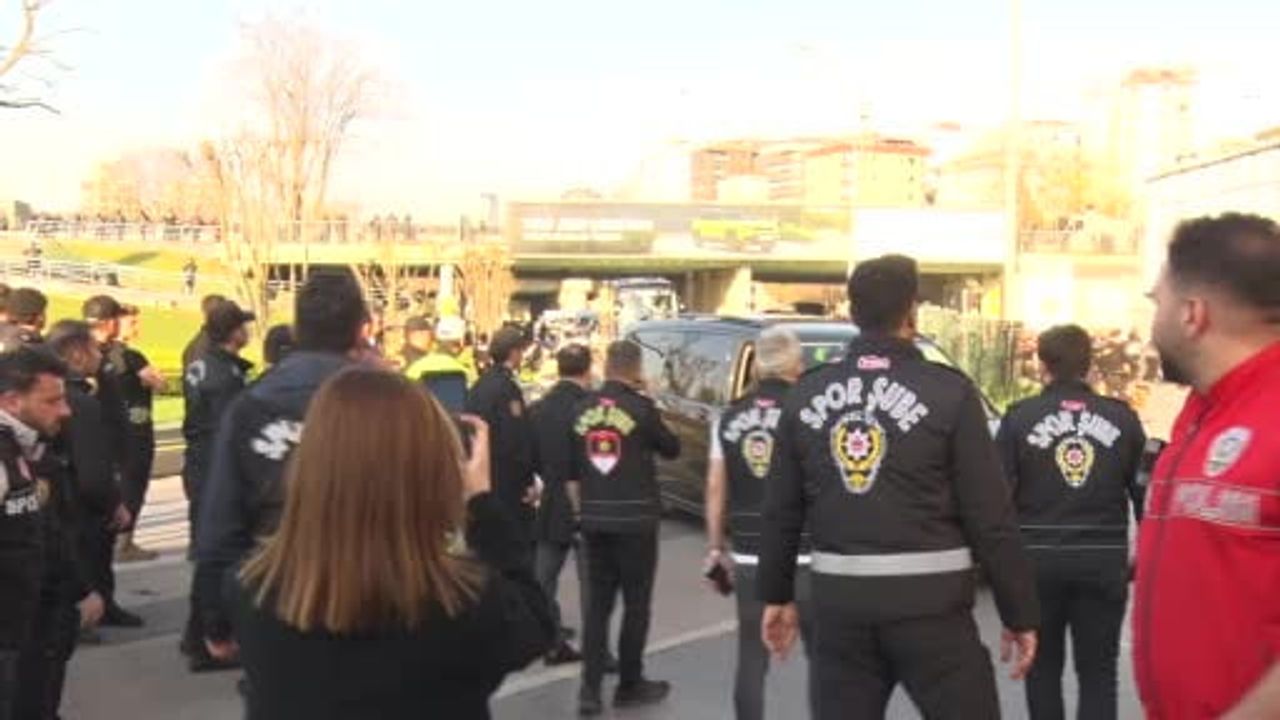 Fenerbahçe, Beşiktaş Maçı İçin Stadyuma Ulaştı