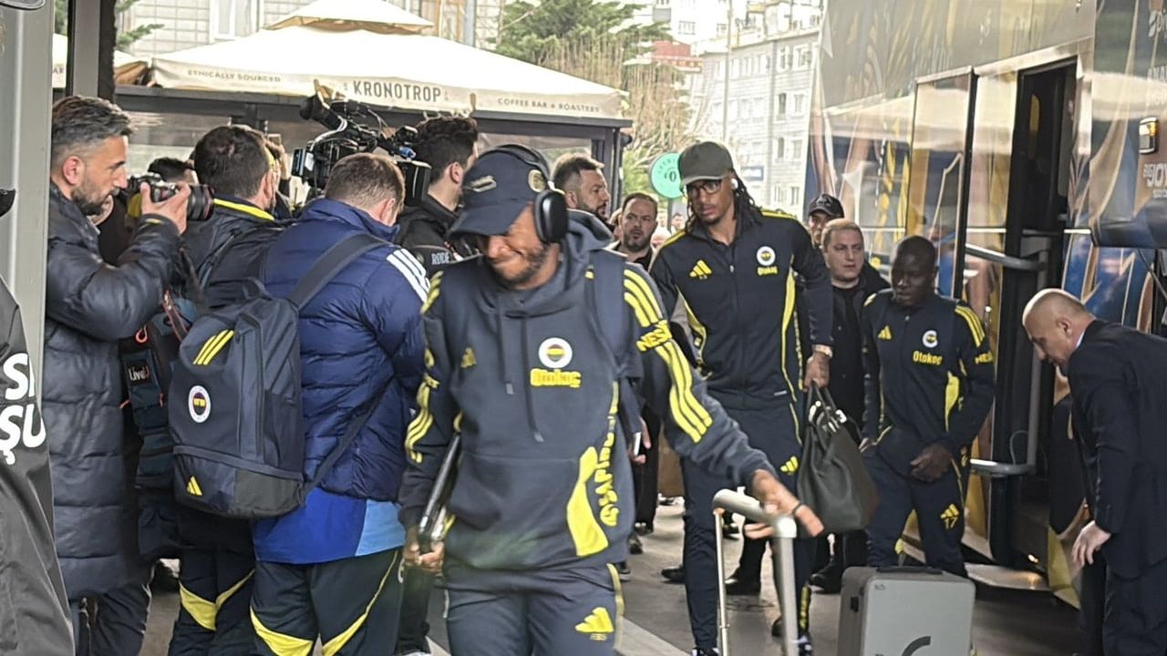 Fenerbahçe Kayseri'de: Kayserispor Maçı Öncesi Takım Otele Yerleşti