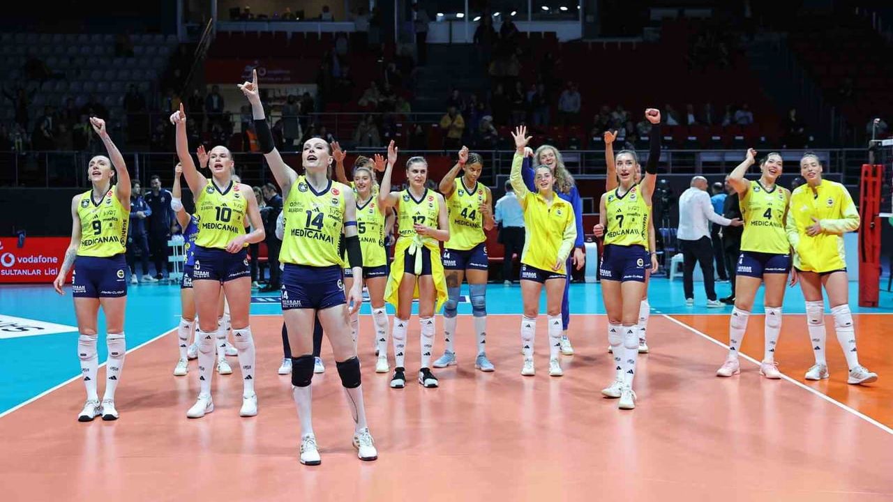 Fenerbahçe Medicana, Sultanlar Ligi'nde üst üste 6. kez finale çıktı