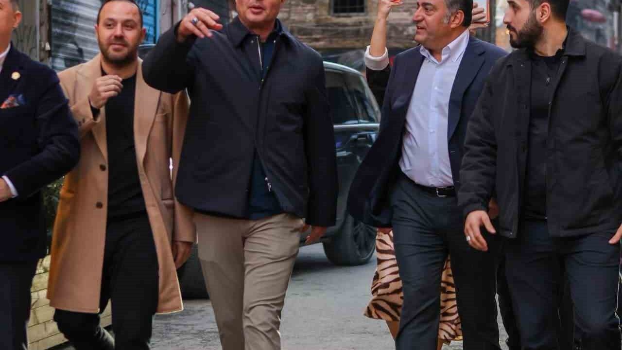 Fenerbahçe Opet, Beyoğlu Fenerbahçeliler Derneği'nde şampiyonluğu kutladı