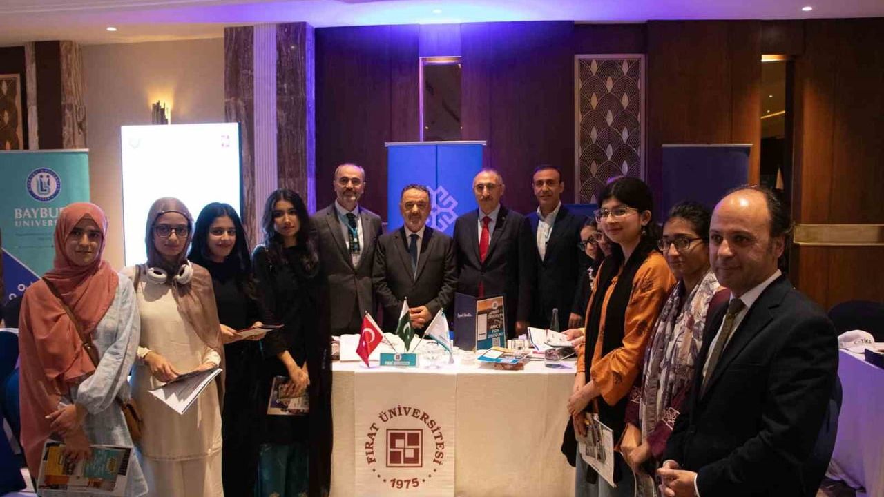 Fırat Üniversitesi, İslamabad’daki Pakistan Üniversite Tanıtım Fuarında Tanıtıldı