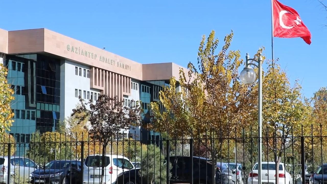 Gaziantep merkezli 11 ilde nitelikli dolandırıcılık operasyonu: 52 gözaltı