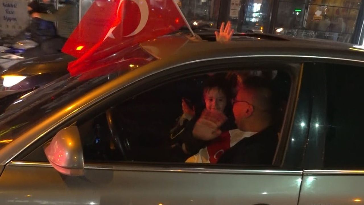 Gaziantep'te A Milli Takımın Dünya Kupası Biletine Coşkulu Kutlama