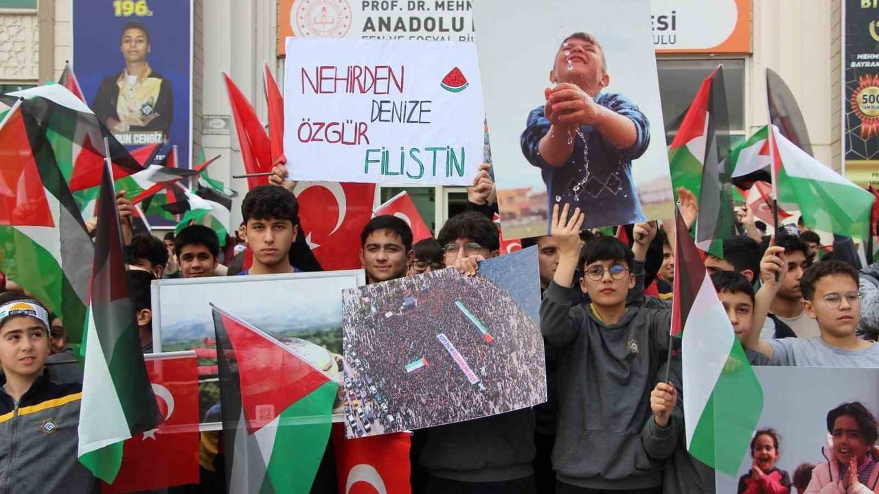 Gaziantep'te İmam Hatip Öğrencilerinden Mescid-i Aksa ve İdam Kararına Tepki