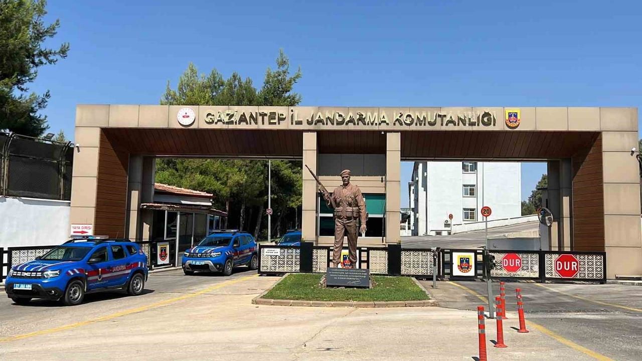 Gaziantep'te jandarma operasyonunda 21 hırsızlık şüphelisinden 8'i tutuklandı