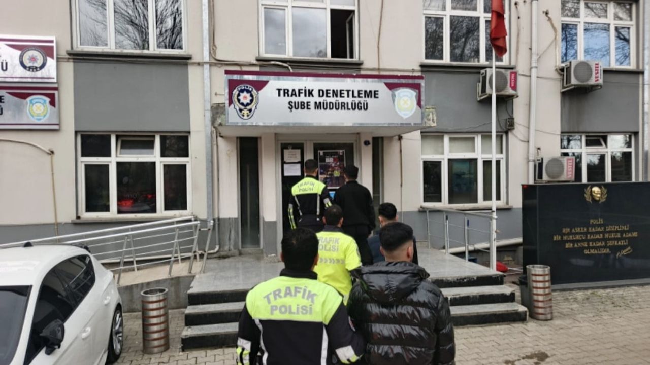 Gaziantep'te konvoy oluşturan 3 sürücüye 272 bin 714 TL ceza
