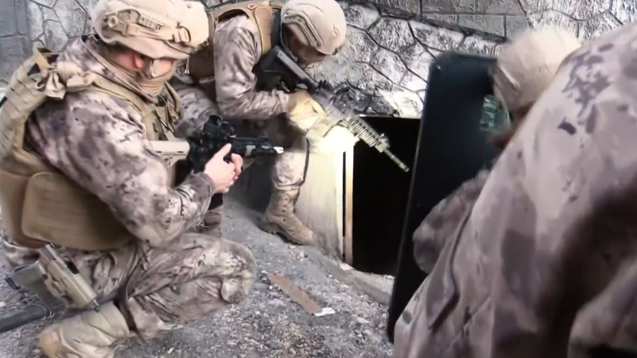 Gaziantep'te siber dolandırıcılık operasyonu: 20 gözaltı, banka hareketi 22 milyon 300 bin TL