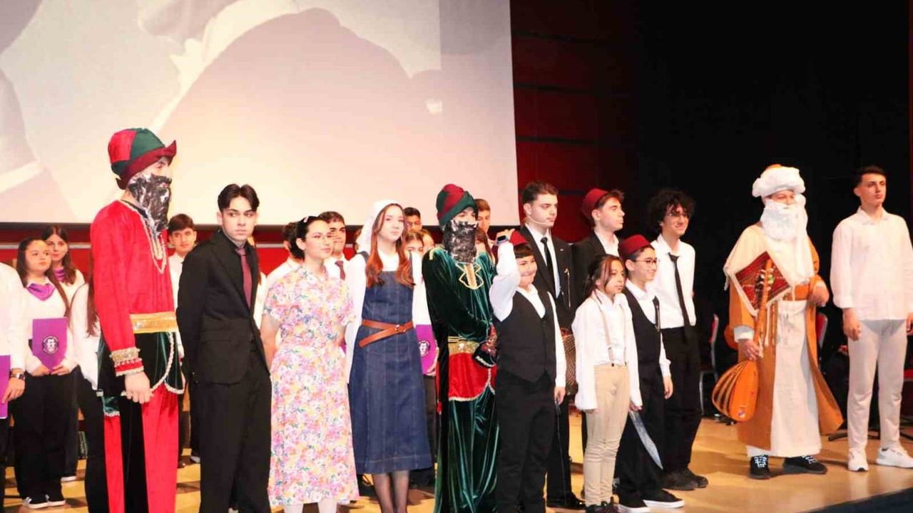 Gebze’de 62. Kütüphane Haftası: En çok kitap okuyan okurlar ödüllendirildi