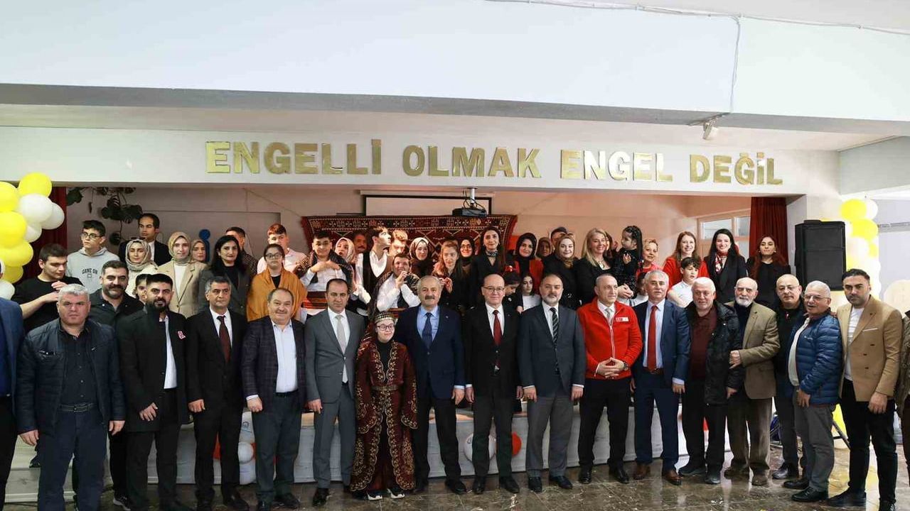 Gebze’de Dünya Otizm Farkındalık Günü Etkinliği: Engelsiz Yaşam Merkezi Vurgulandı