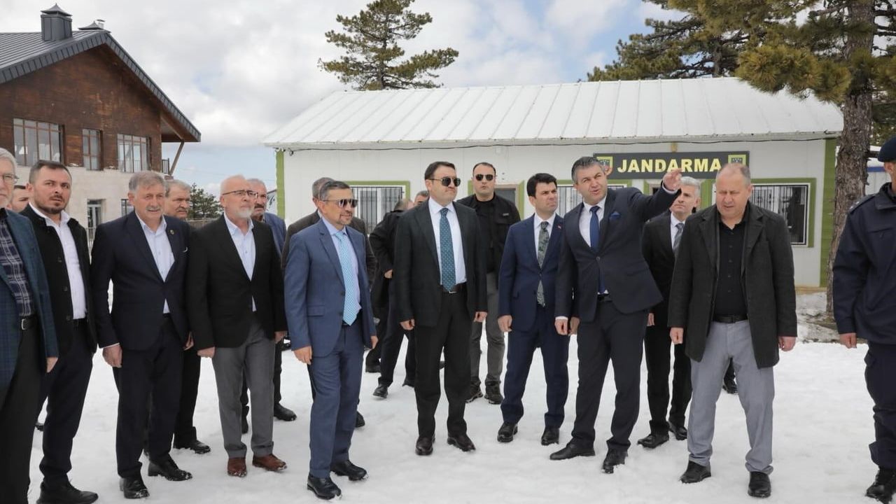 Gediz'de dönüşüm: Murat Dağı yılın 12 ayı turizme açılıyor