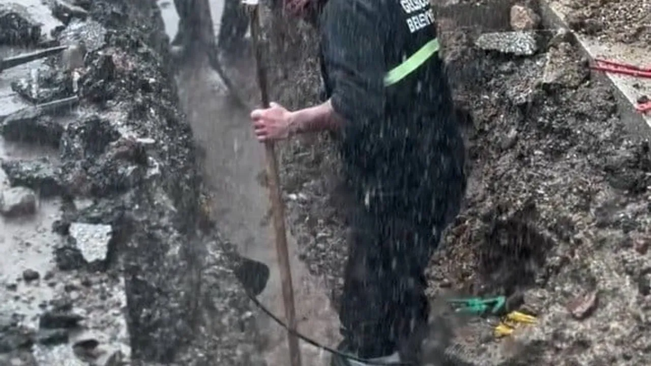 Gelibolu Belediyesi altyapı çalışmasında iş güvenliği eksikleri: Personel korunmasız çalıştı