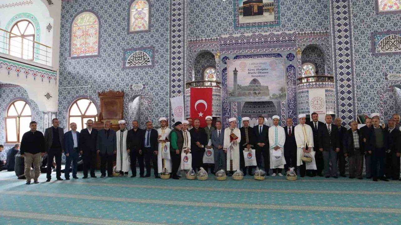 Genç Hatipler Hutbe Okuma Yarışması 6. Bölge Finali Hatay'da Yapıldı