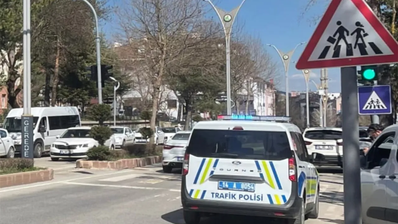 Gerede'de okul çevrelerinde denetimler sıkılaştırıldı