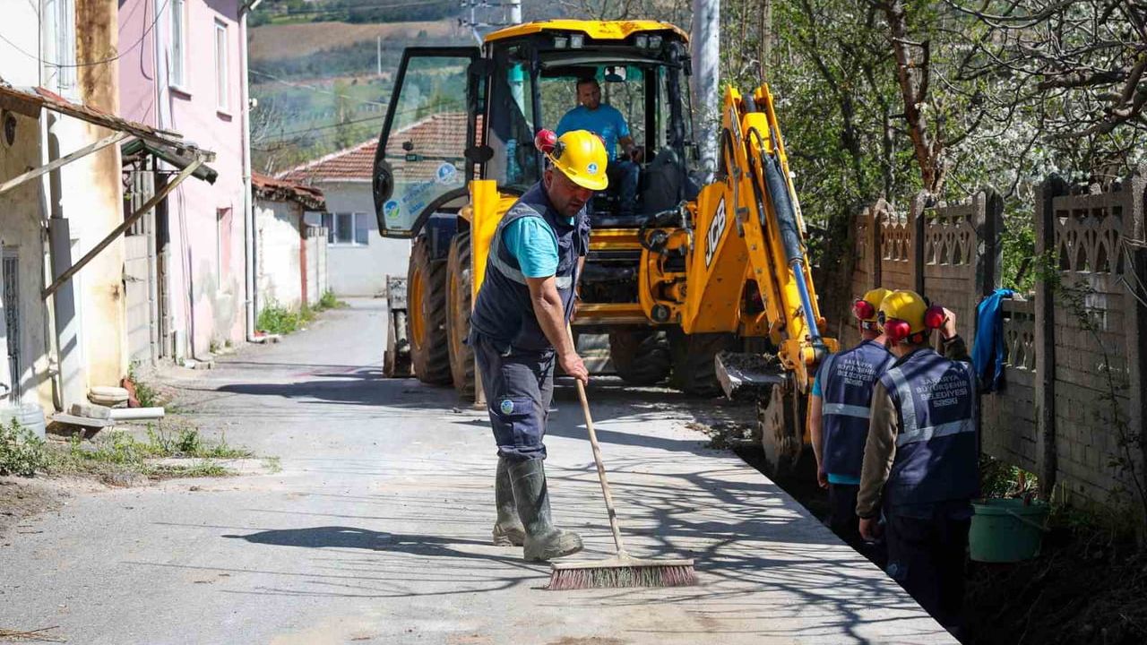 Geyve Alifuatpaşa'da 2 bin metrelik içme suyu hattı yenileniyor