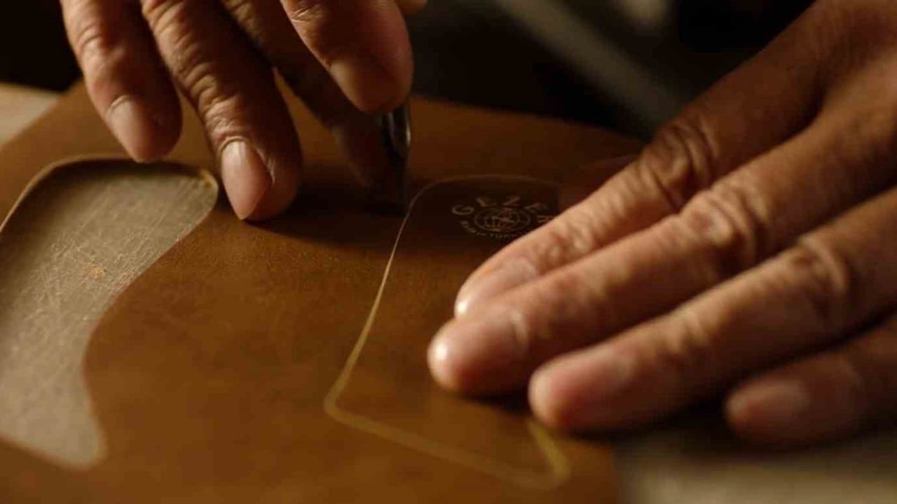 Gezer Ayakkabı 2026 İlkbahar-Yaz Koleksiyonu'nu 'Her Adımda Mutluluk' mottosuyla tanıttı