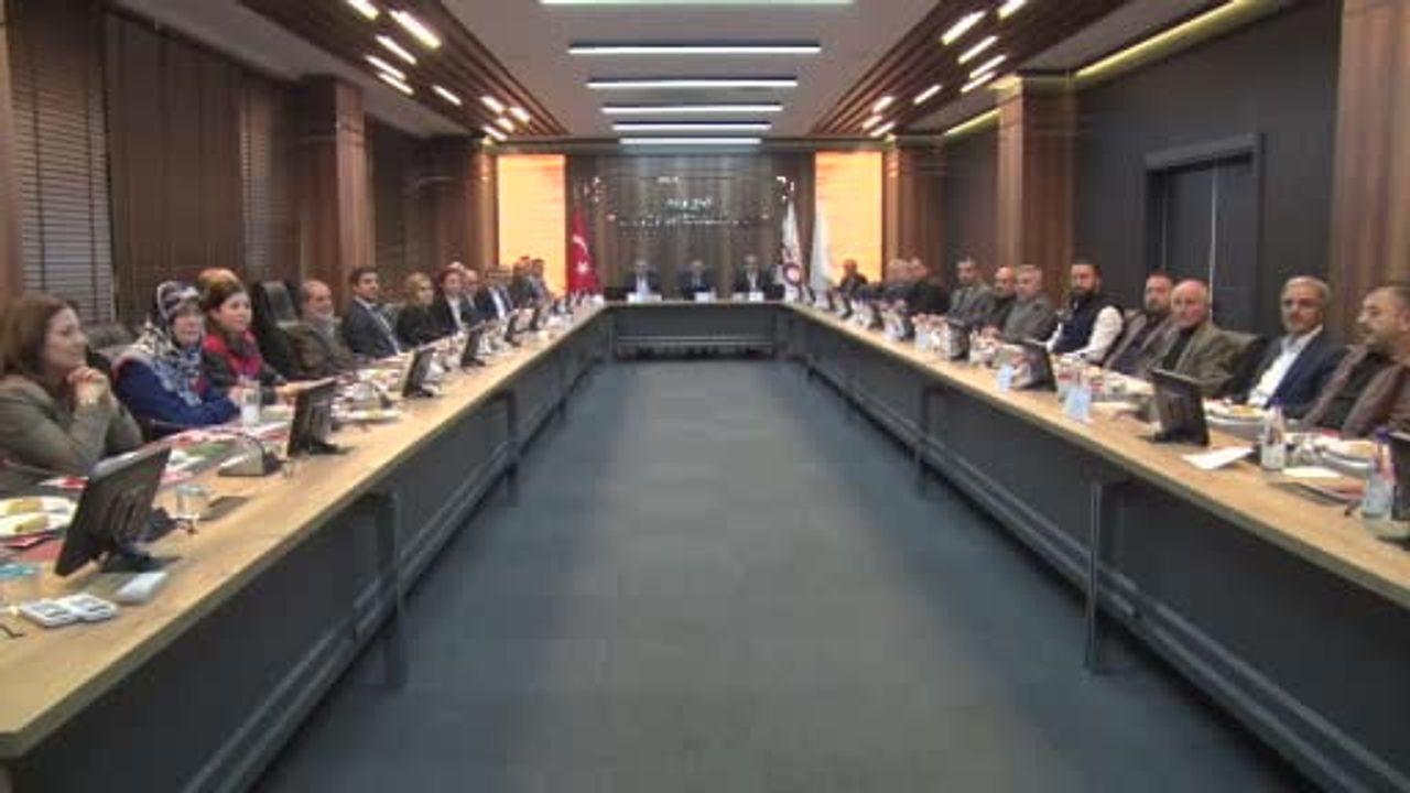 Gıda güvenilirliğinde öncelik sağlıklı tüketim: Dr. Ersin Dilber Elazığ ziyaretinde vurguladı