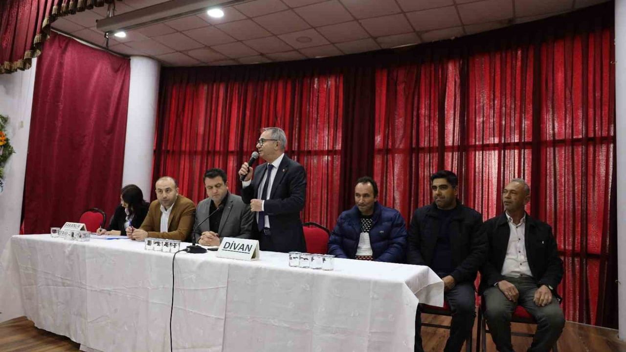 Gördes Şoförler ve Otomobilciler Esnaf Odası'nda Mustafa Karaaslan yeniden başkan seçildi