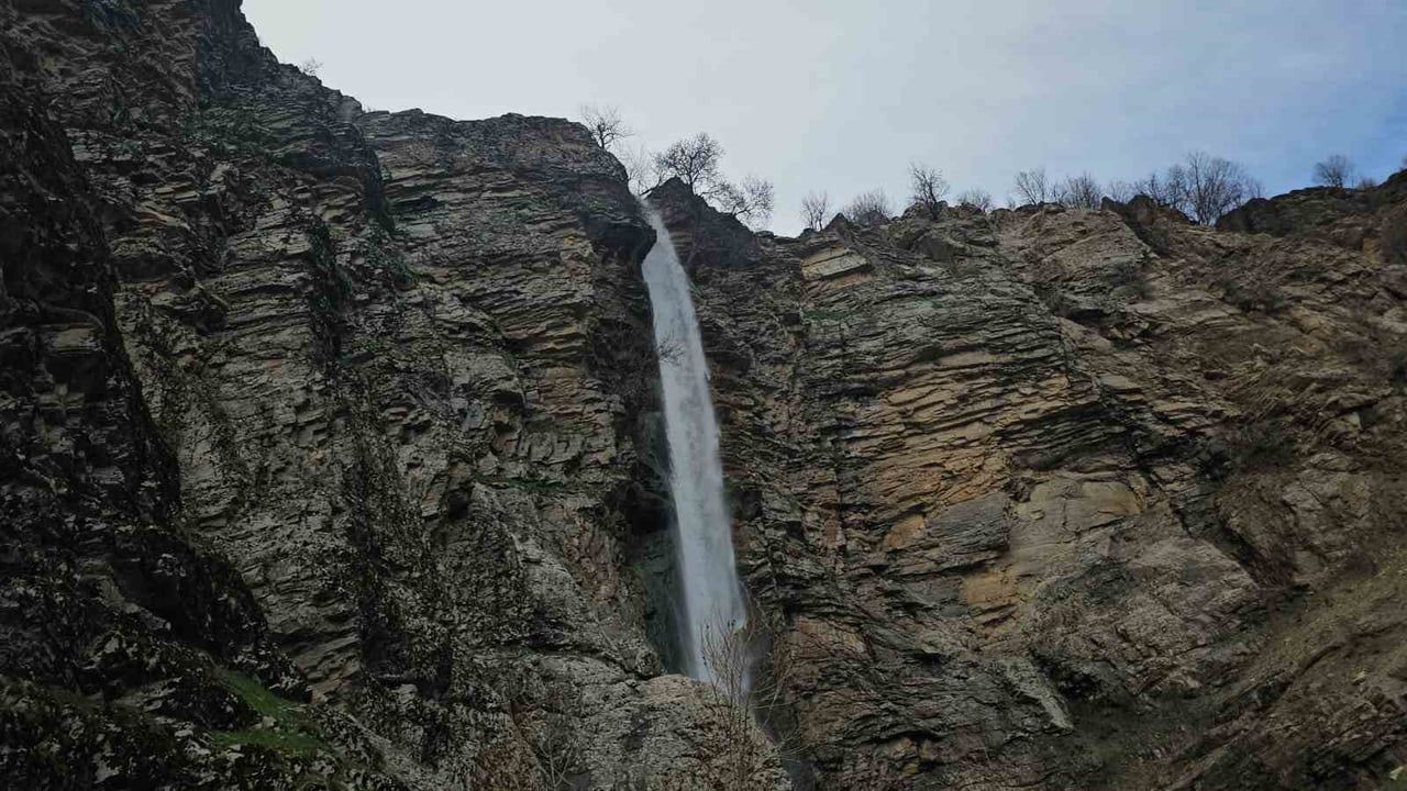 Gümüşkanat Şelalesi, Mutki’de Hafta Sonlarının Tercihi Haline Geldi