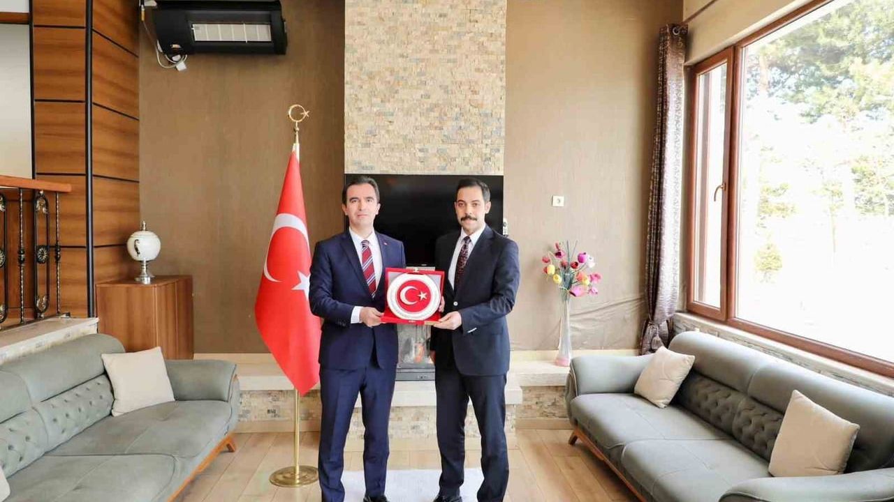 Güroymak Kaymakamı Mehmet Zahid Uzun için Tatvan’da veda programı