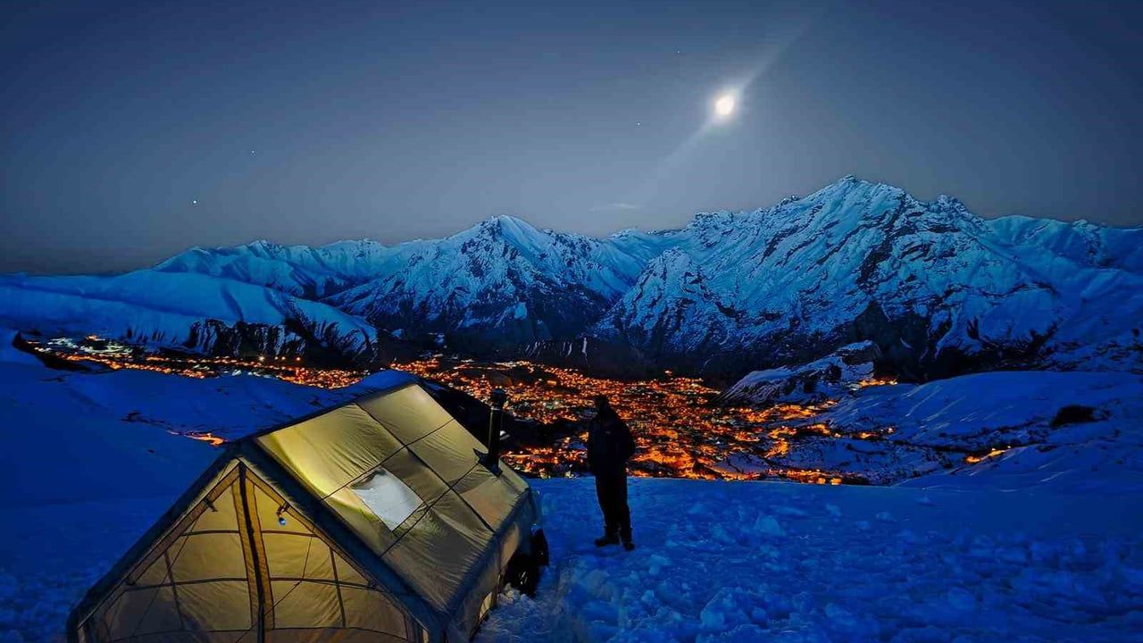 Hakkari Merga Bütan Yaylası'nda Nisan Gecesi: Kış ile Baharın Buluşması