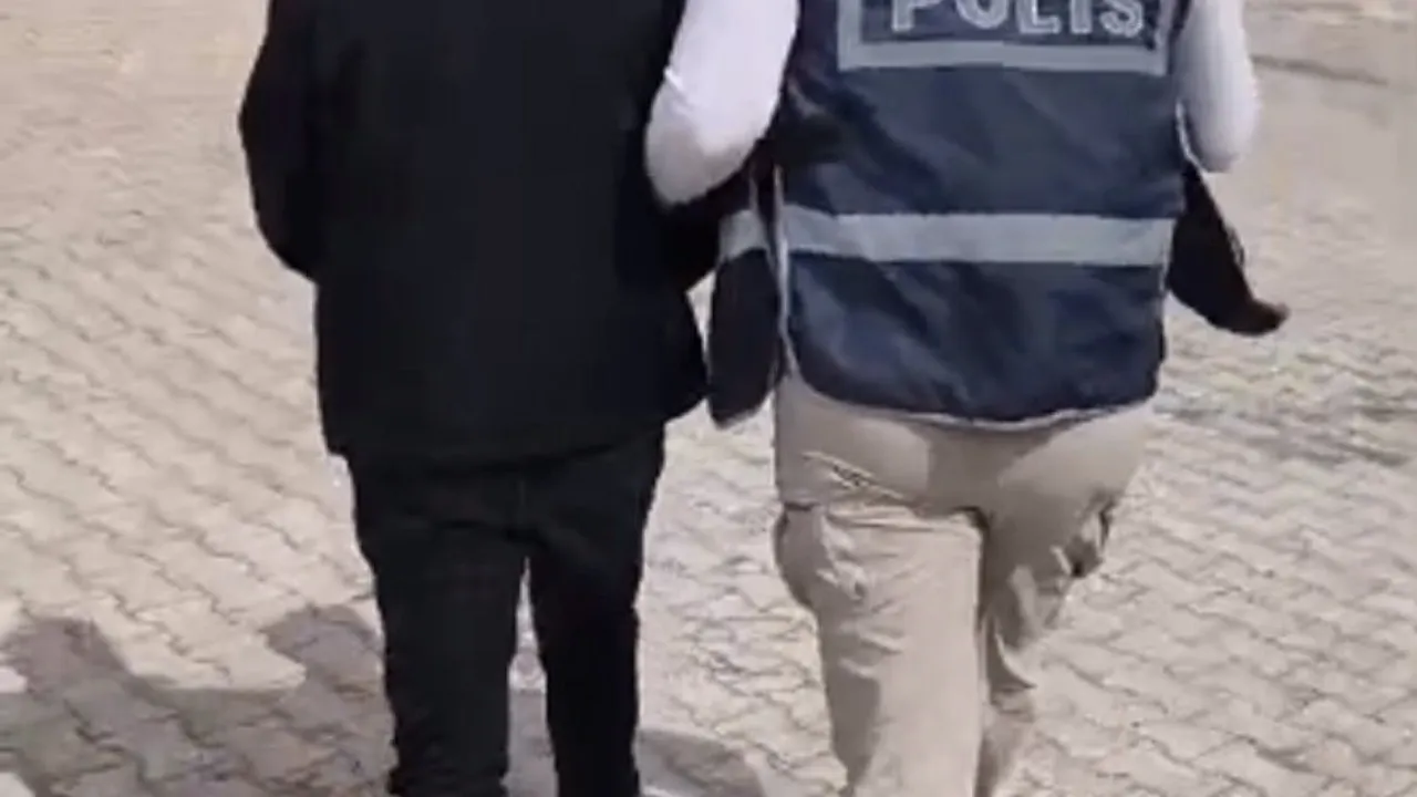 Hatay'da Erzin, İskenderun ve Reyhanlı'da hapis cezasıyla aranan 4 kişi yakalandı