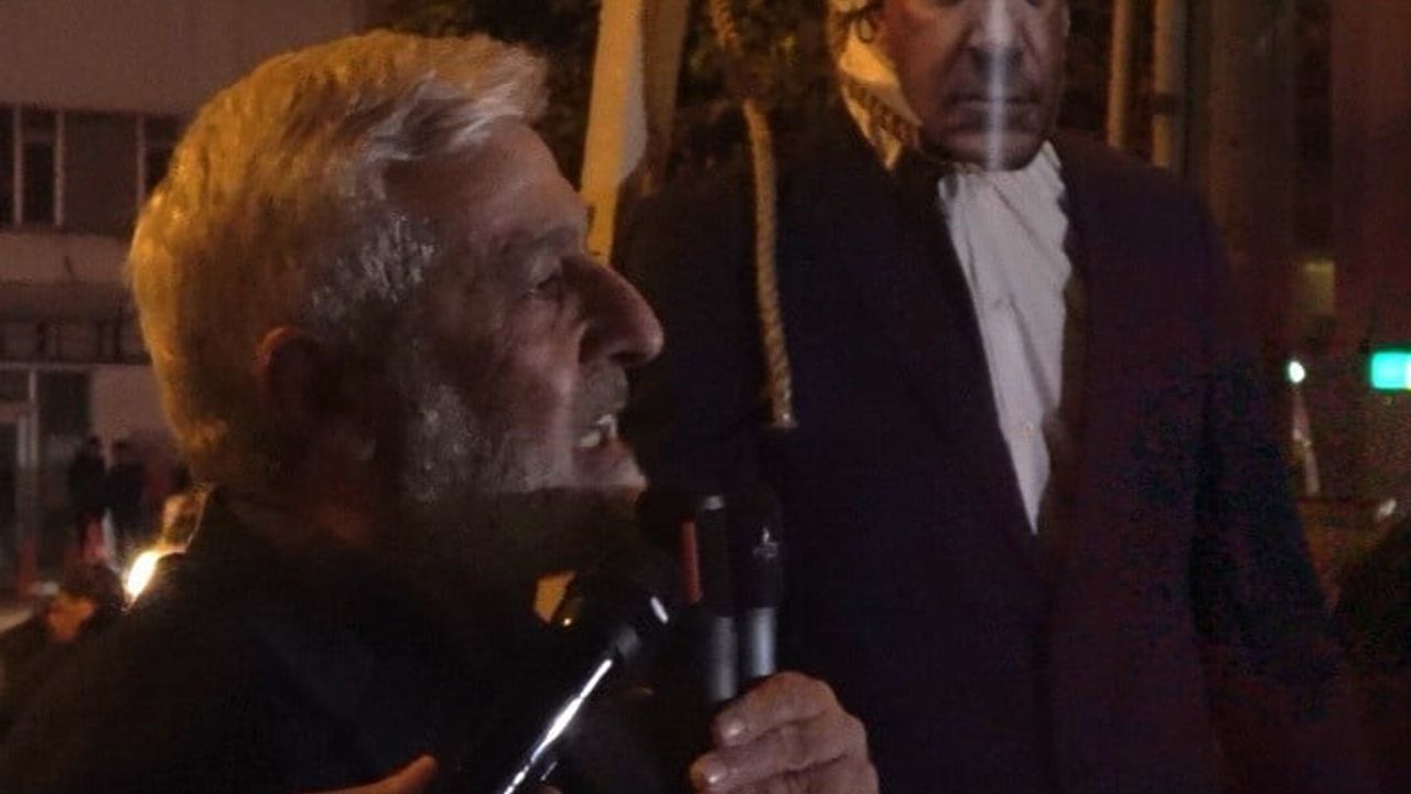 Hatay'da Netanyahu mankeninin 'idam' sehpasıyla sembolik protesto