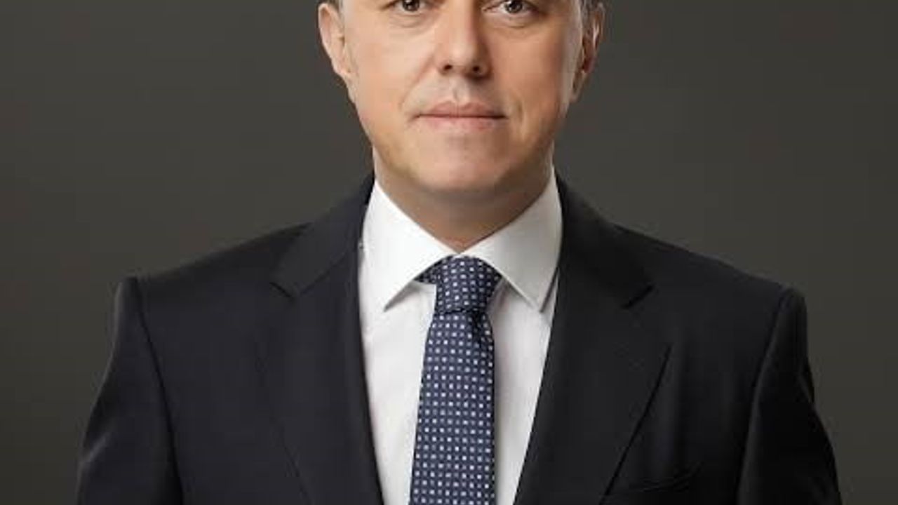 Hatipoğlu'ndan Büyükerşen'e tepki: 'Senden artık bıktık, usandık'