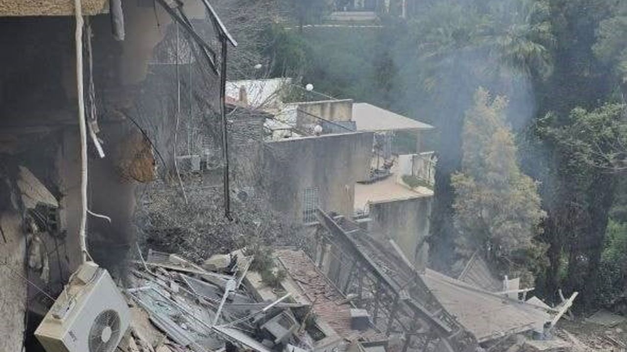 Hayfa'ya yönelik İran saldırısında bilanço ağırlaştı: Kısmen yıkılan binada en az 2 ölü